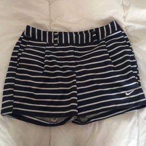 Nike golf shorts